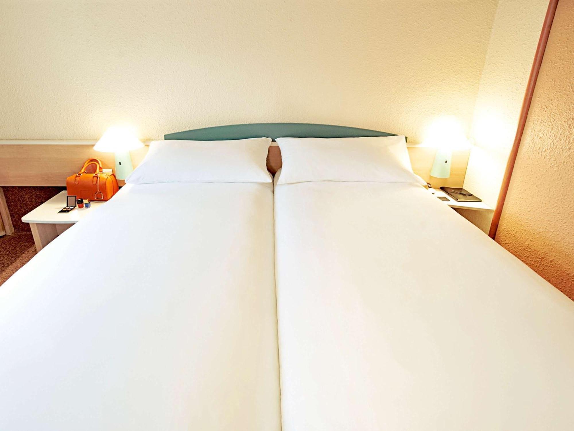 Hotel Ibis Narbonne Exteriör bild
